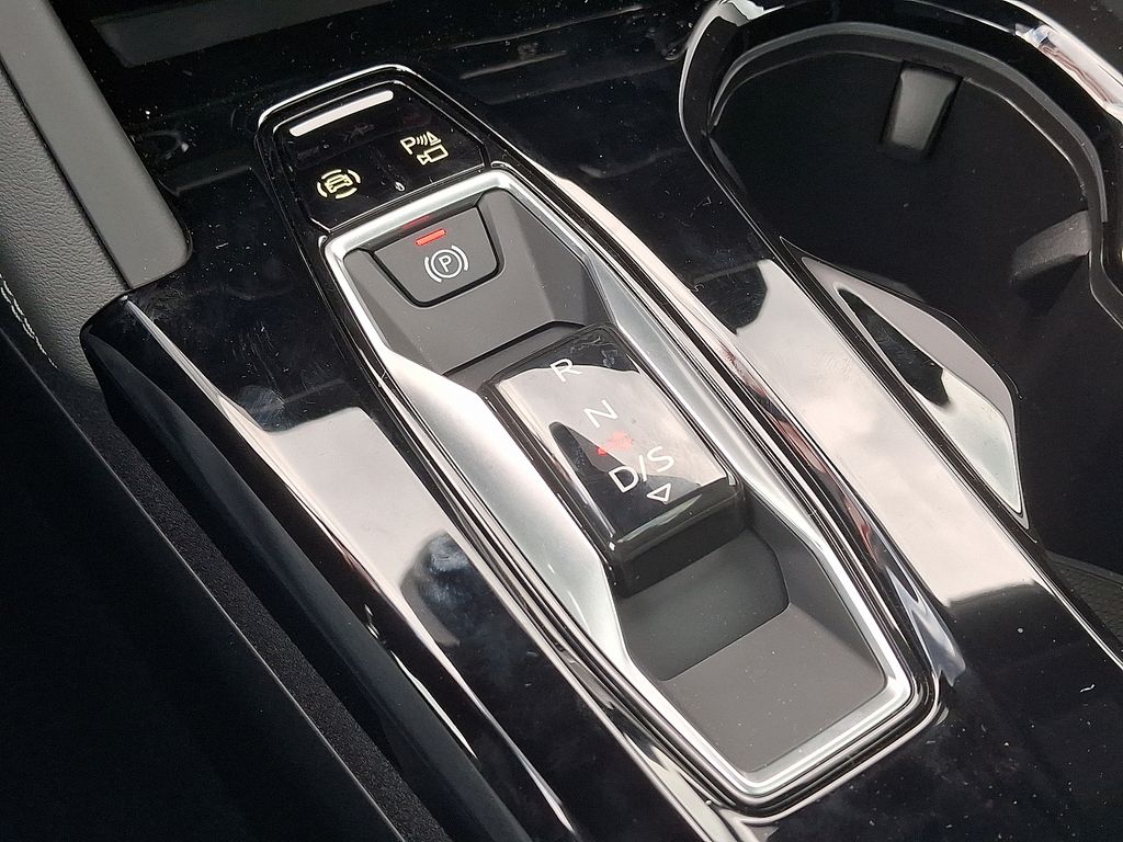 2025 Audi Q5 Premium 12