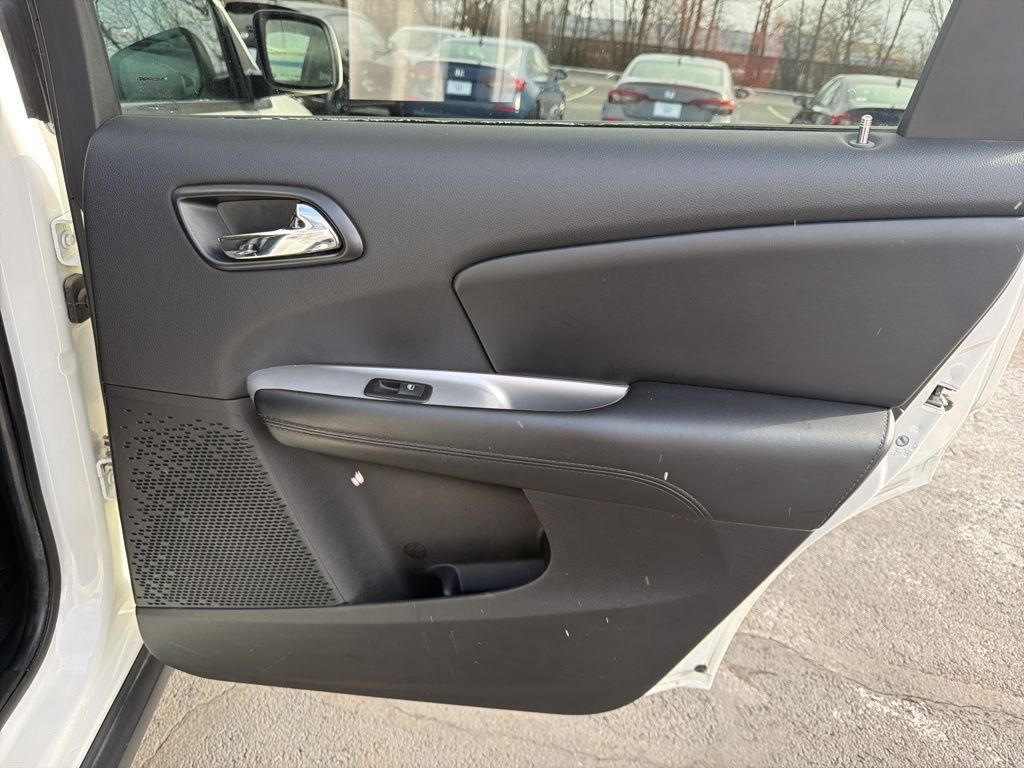 Thumbnail: 2016 Dodge Journey - 23