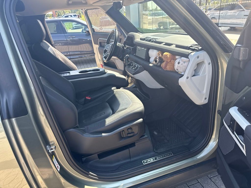 Used 2021 Green Land Rover First Edition image 19