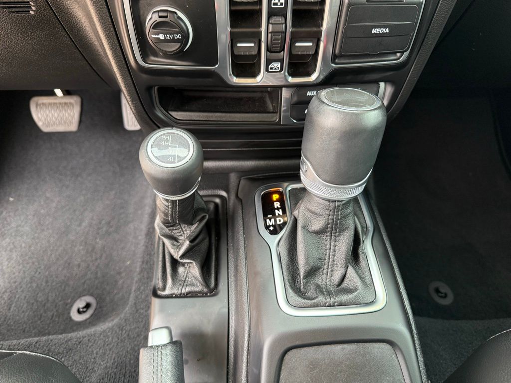 Thumbnail: 2023 Jeep Wrangler - 19