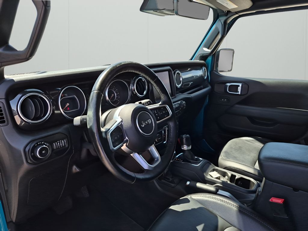 Used Car 2020 Jeep Wrangler  Unlimited Sahara For Sale Under $25,000 In Austin, Texas