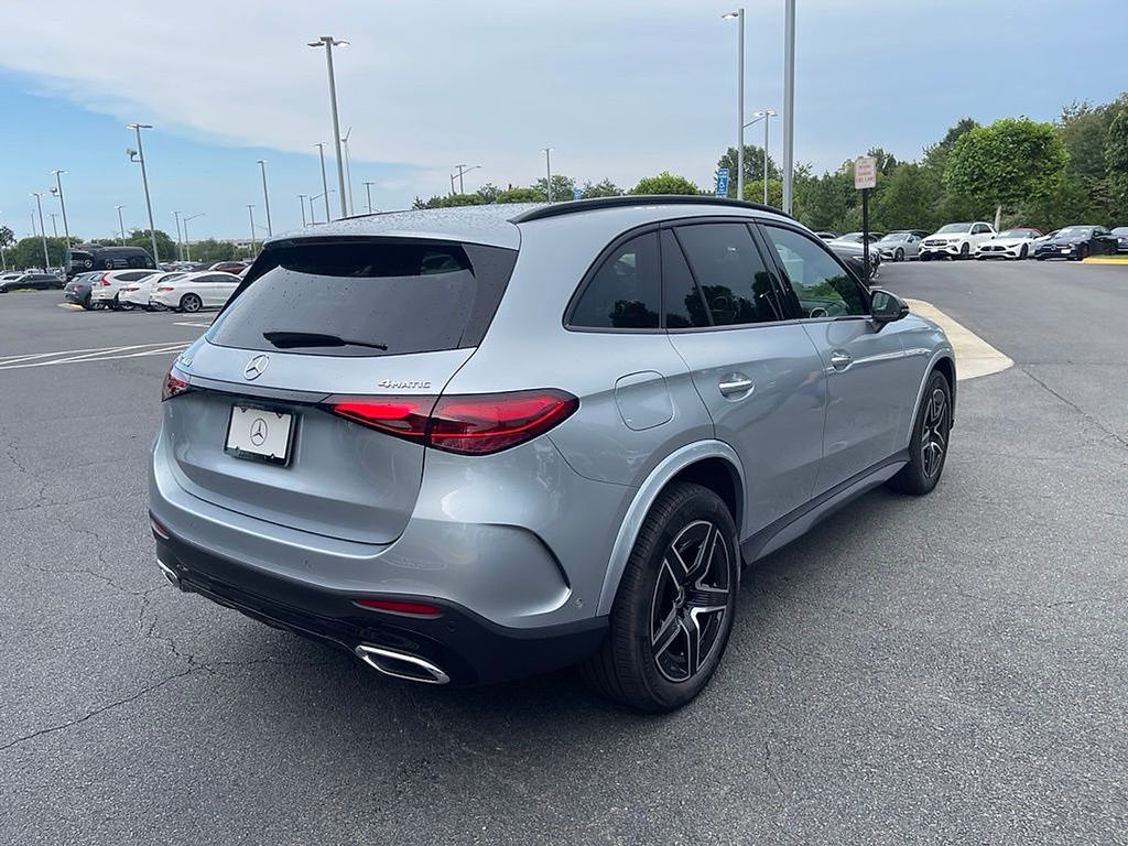 Thumbnail: 2026 Mercedes-Benz GLC - 6
