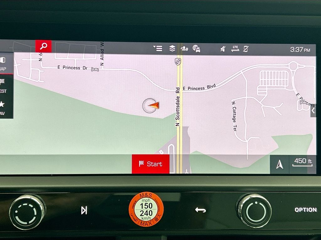 Thumbnail: 2026 Porsche Macan - 17