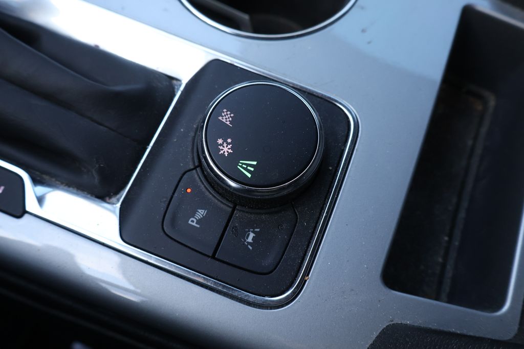 Thumbnail: 2023 Chevrolet Blazer - 29