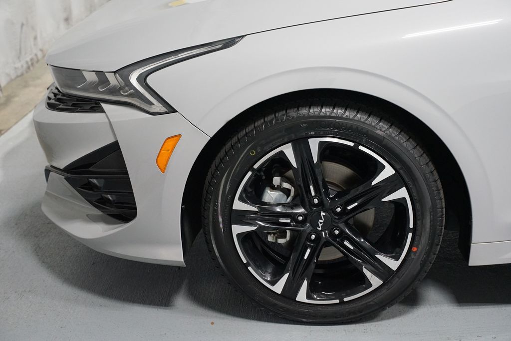 Thumbnail: 2024 Kia K5 - 5