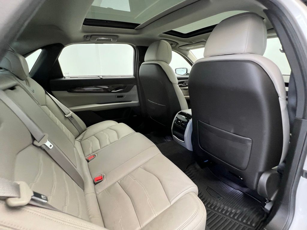 Thumbnail: 2018 Cadillac CT6 - 8