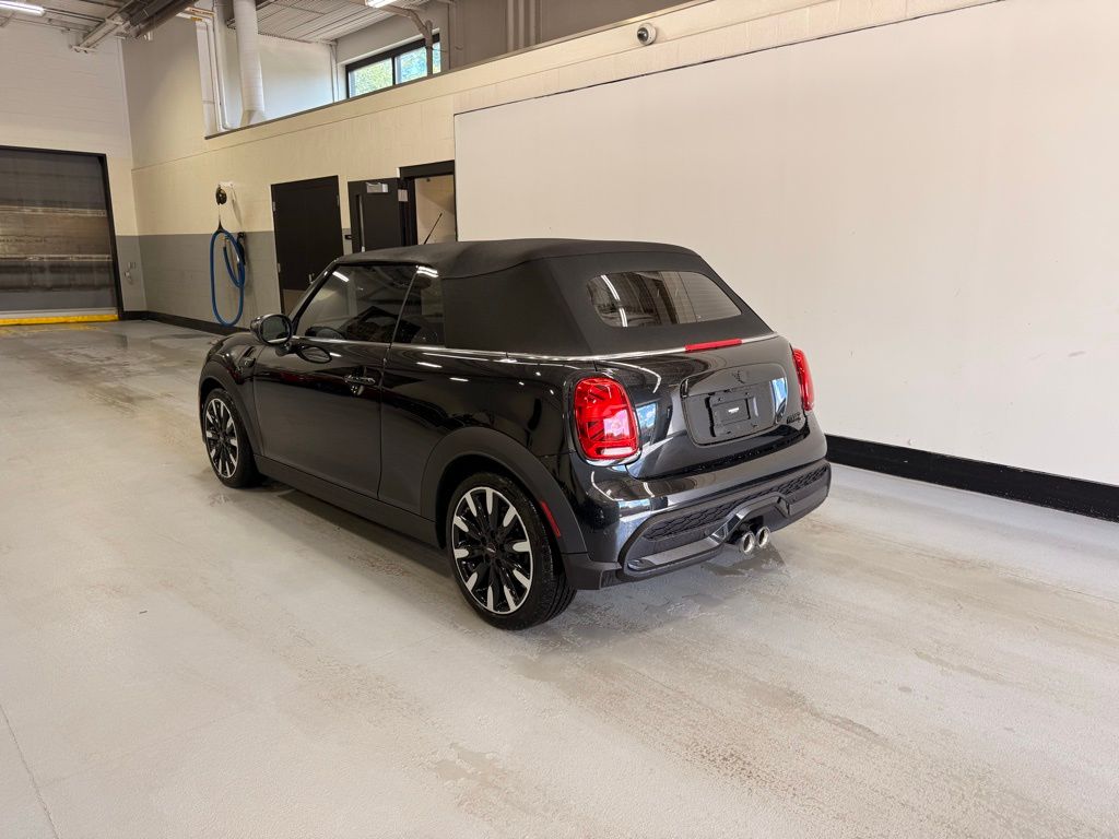 Thumbnail: 2023 MINI Cooper - 3