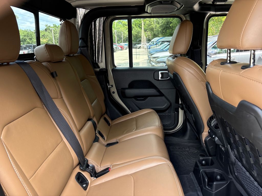 Used 2022 Beige Jeep Rubicon image 30