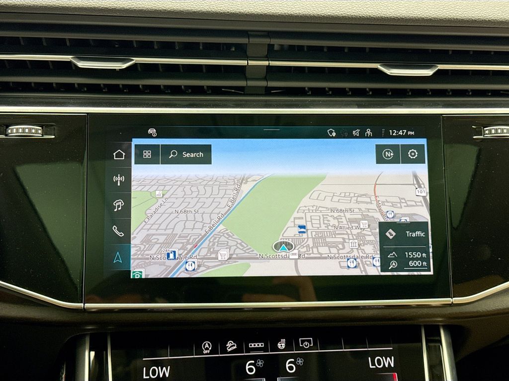 Thumbnail: 2026 Audi Q7 - 14