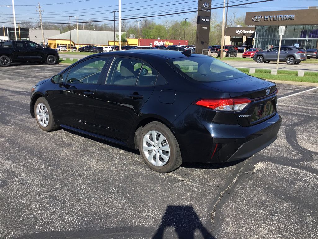 Thumbnail: 2024 Toyota Corolla - 3