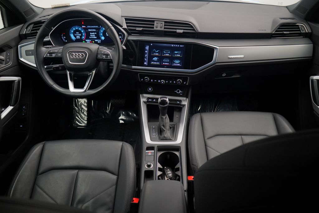 Thumbnail: 2022 Audi Q3 - 8