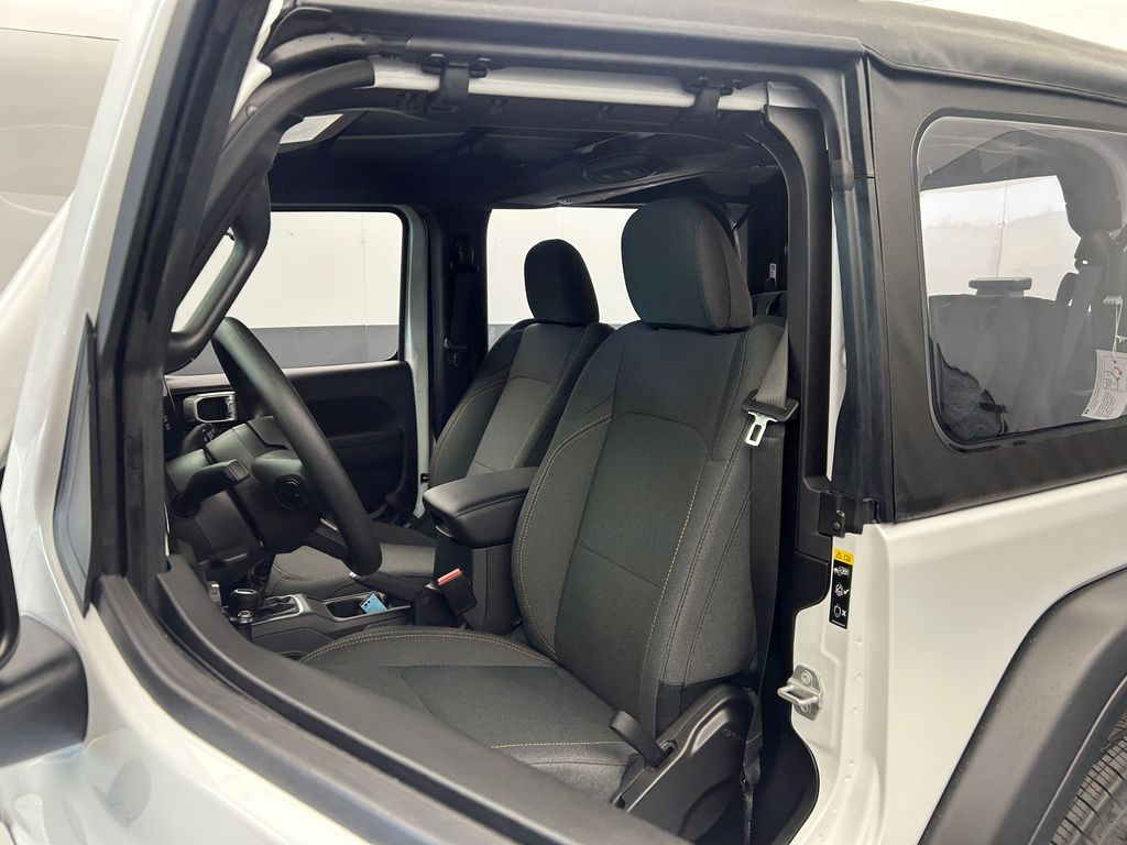 New 2026 Bright White Clearcoat Jeep Rubicon image 12