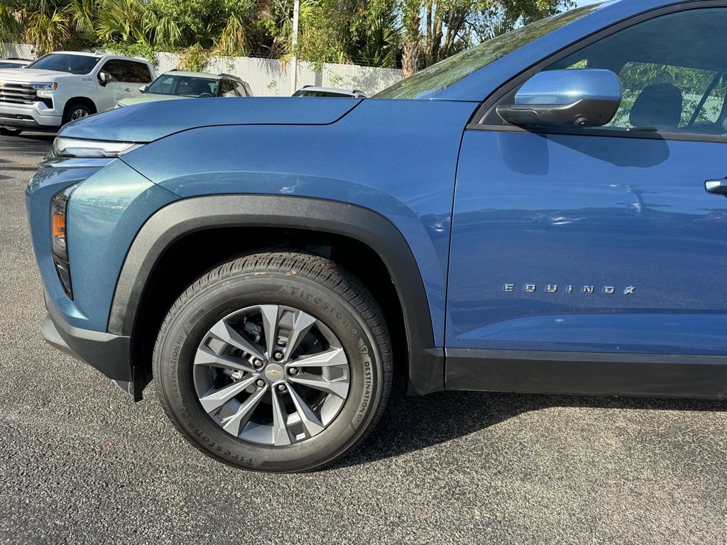 2025 Chevrolet Equinox LT 11