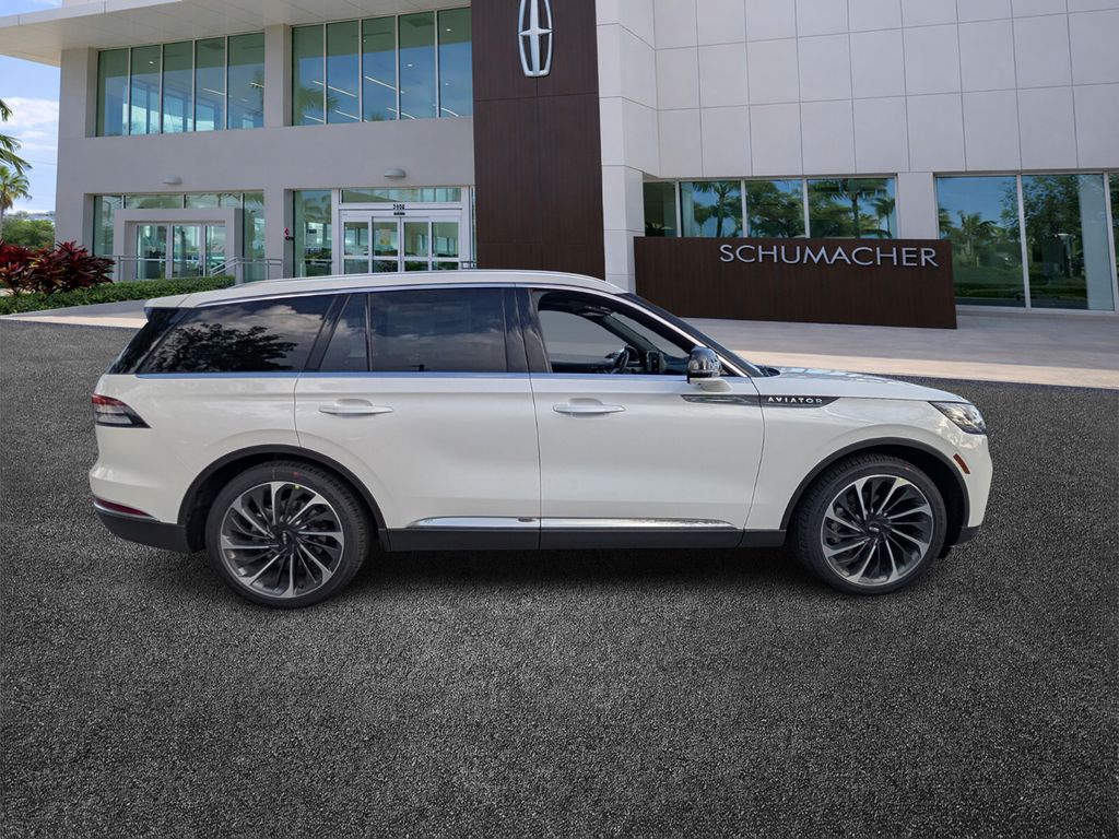 new 2026 Lincoln Aviator car, priced at $82,850
