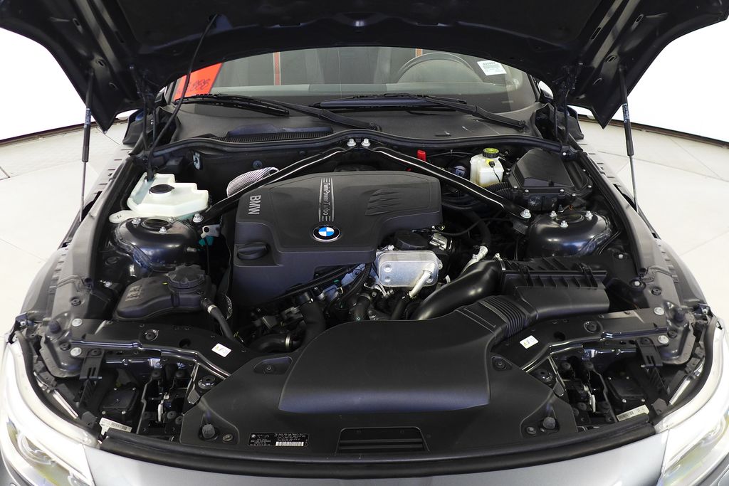 Thumbnail: 2014 BMW Z4 - 6