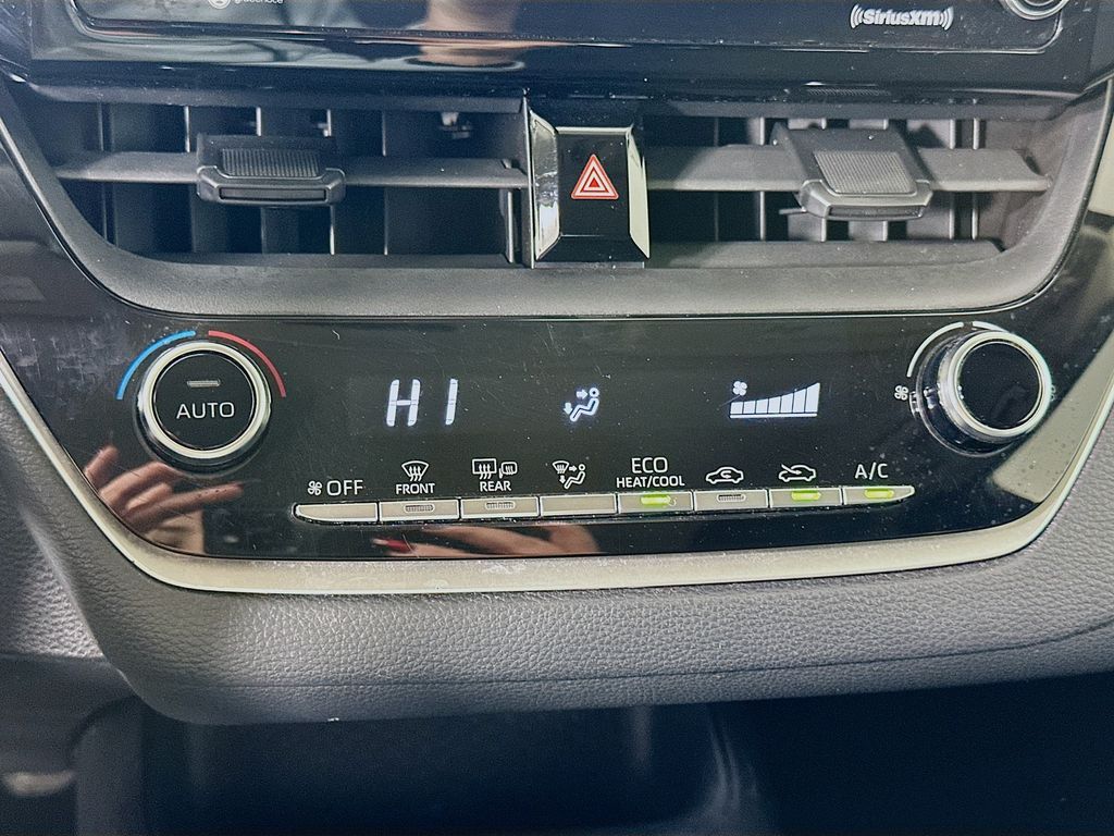 Thumbnail: 2021 Toyota Corolla - 15