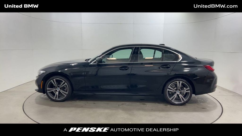 2024 BMW 3 Series 330i xDrive 5