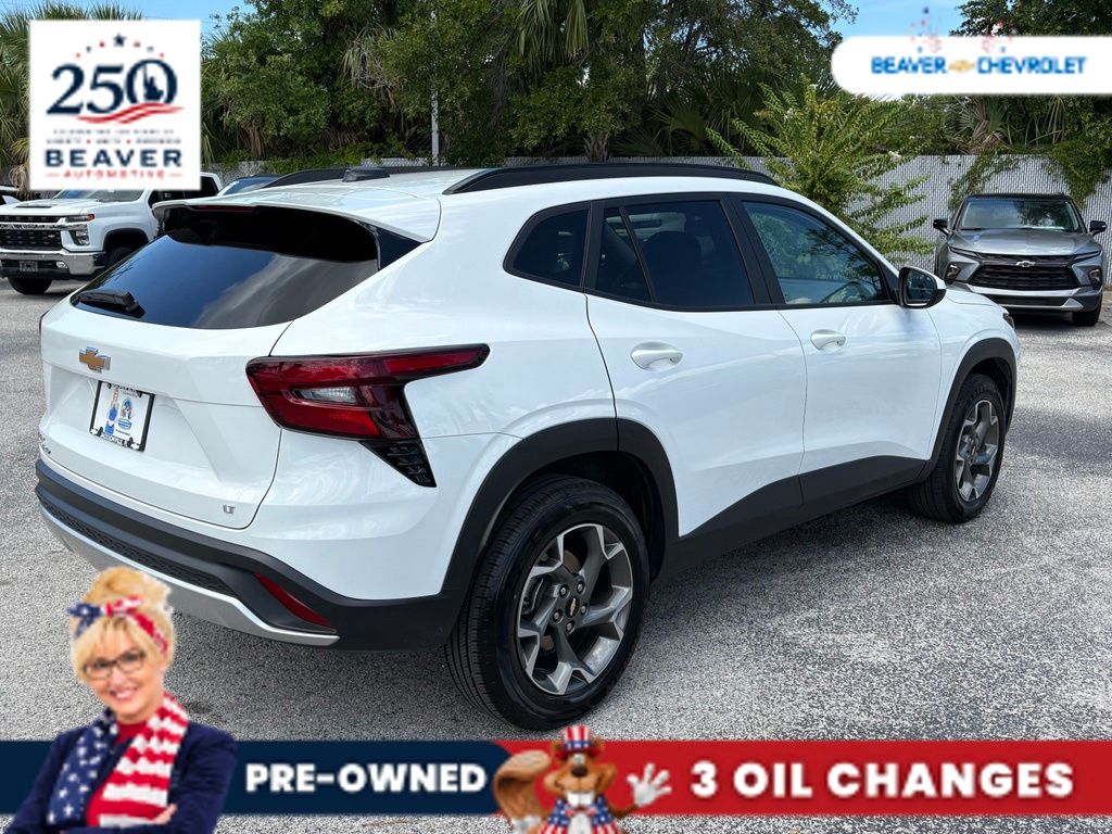 Used 2025 Chevrolet Trax SUV
