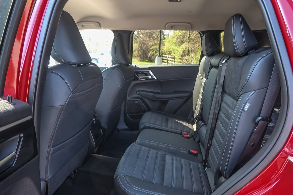 2026 Mitsubishi Outlander SE 2.5 S-AWC