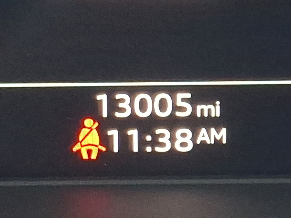 Thumbnail: 2023 Audi SQ5 - 21