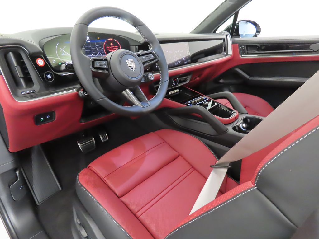 Thumbnail: 2025 Porsche Cayenne - 4