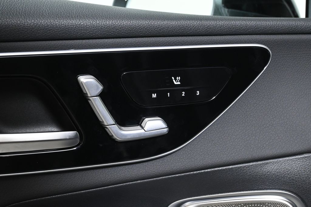 Thumbnail: 2026 Mercedes-Benz GLC - 24