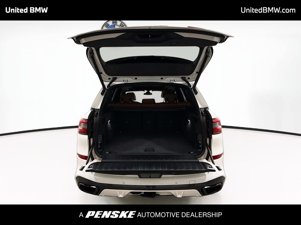 Thumbnail: 2023 BMW X5 - 14