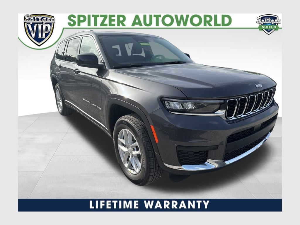 2025 Jeep Grand Cherokee L Laredo's photo