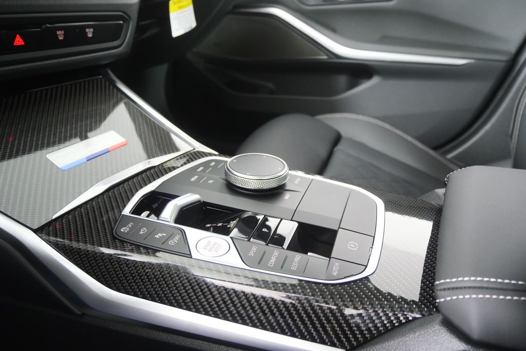 Thumbnail: 2026 BMW 3 Series - 26
