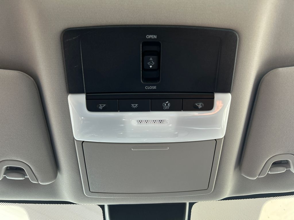 2021 Deep Blue Pearl Nissan Altima 2.5 SR FWD Sedan