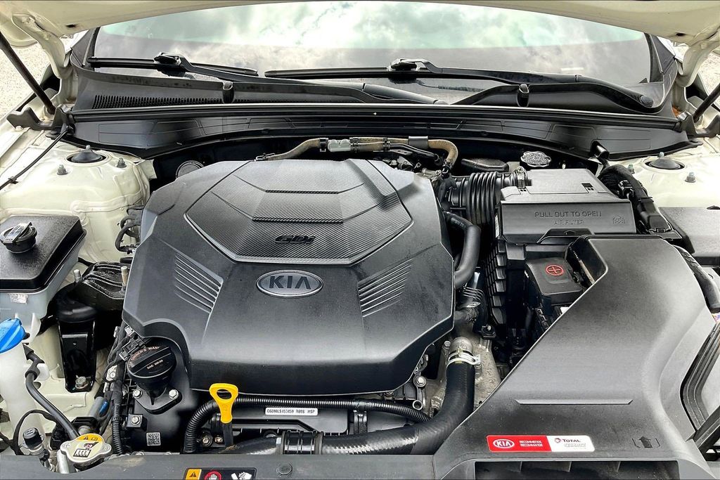 Used 2020 Kia Cadenza Technology 4D Sedan