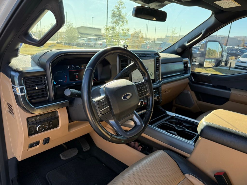 Thumbnail: 2023 Ford Econoline - 7