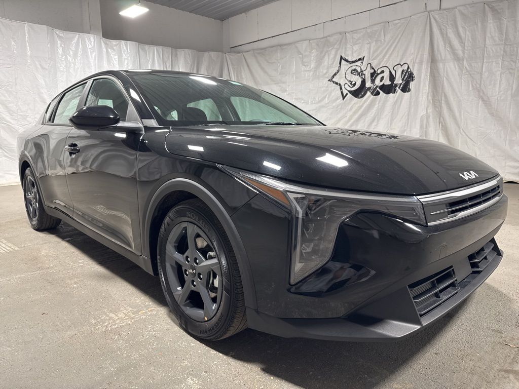 Aurora Black Pearl 2025 Kia K4 LXS FWD Sedan Front-Wheel Drive Continuously Variable Transmission