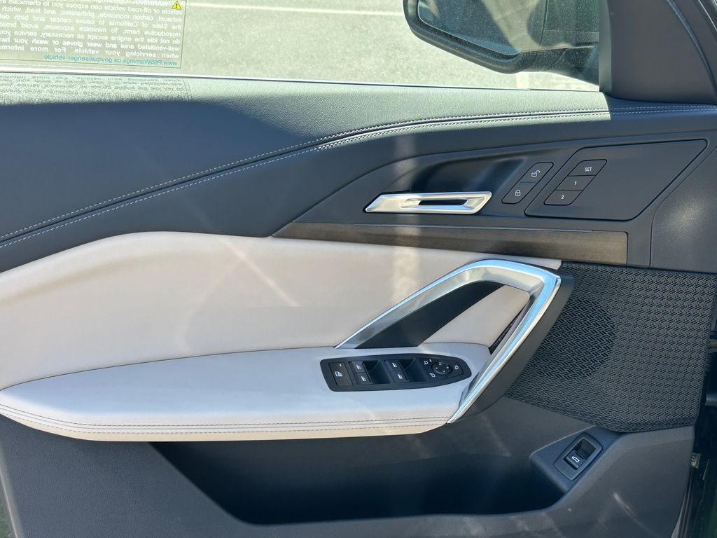 2025 BMW X1 xDrive28i 11