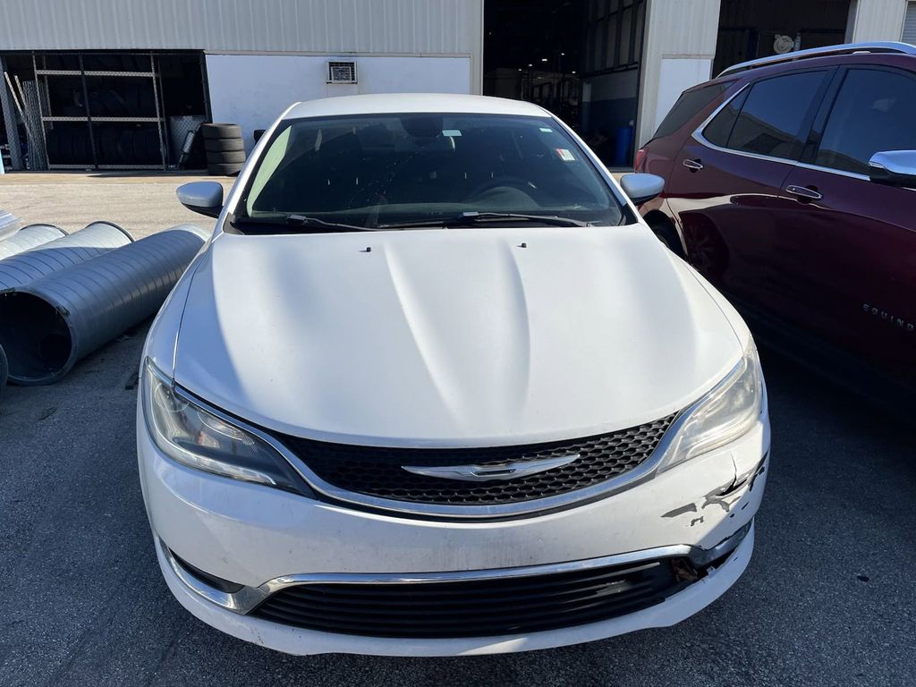 2015 Chrysler 200 Limited 2