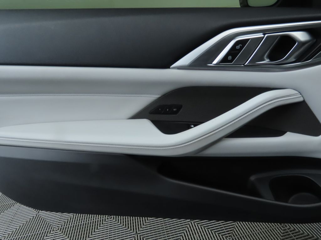 Thumbnail: 2021 BMW M4 - 25