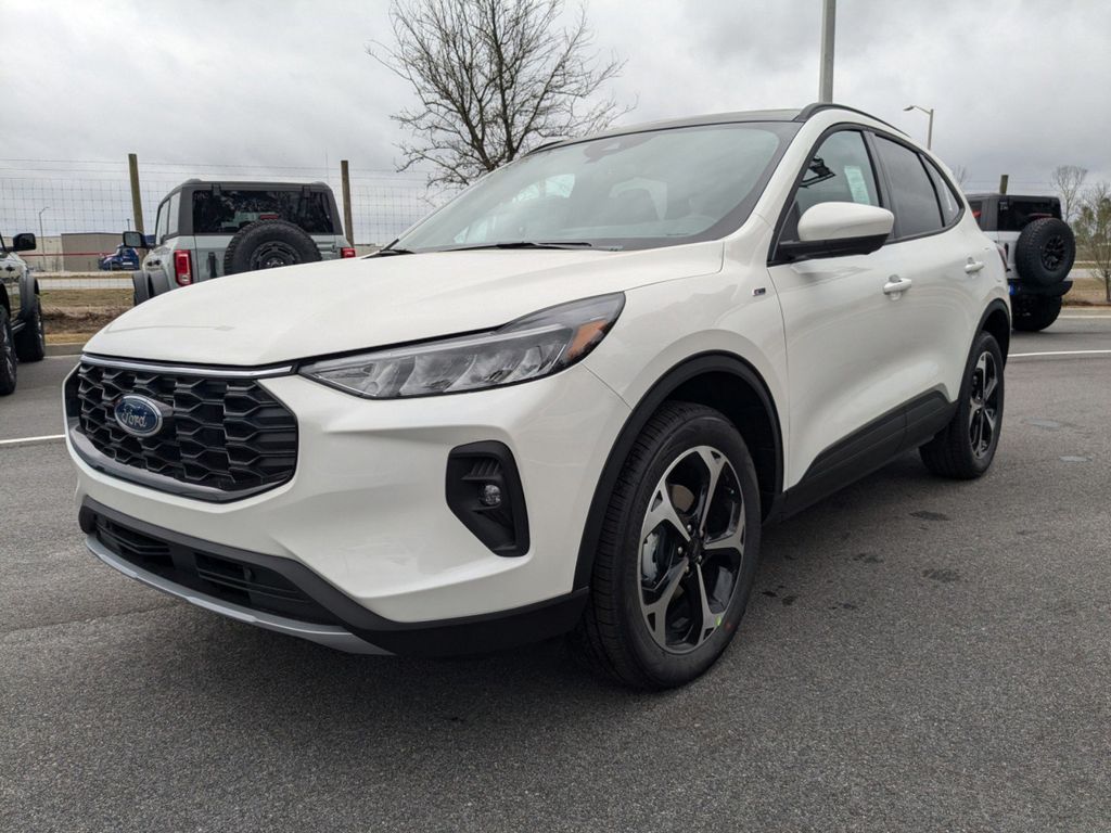 2025 Ford Escape ST-Line Select