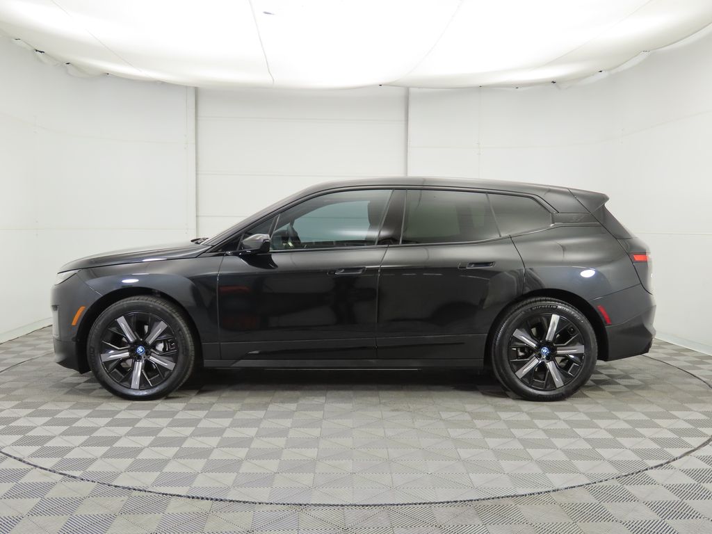 Thumbnail: 2025 BMW iX - 8