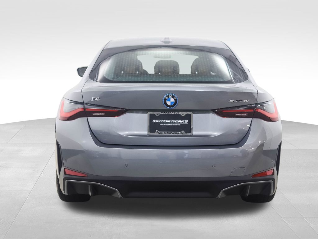 Thumbnail: 2025 BMW i4 - 5