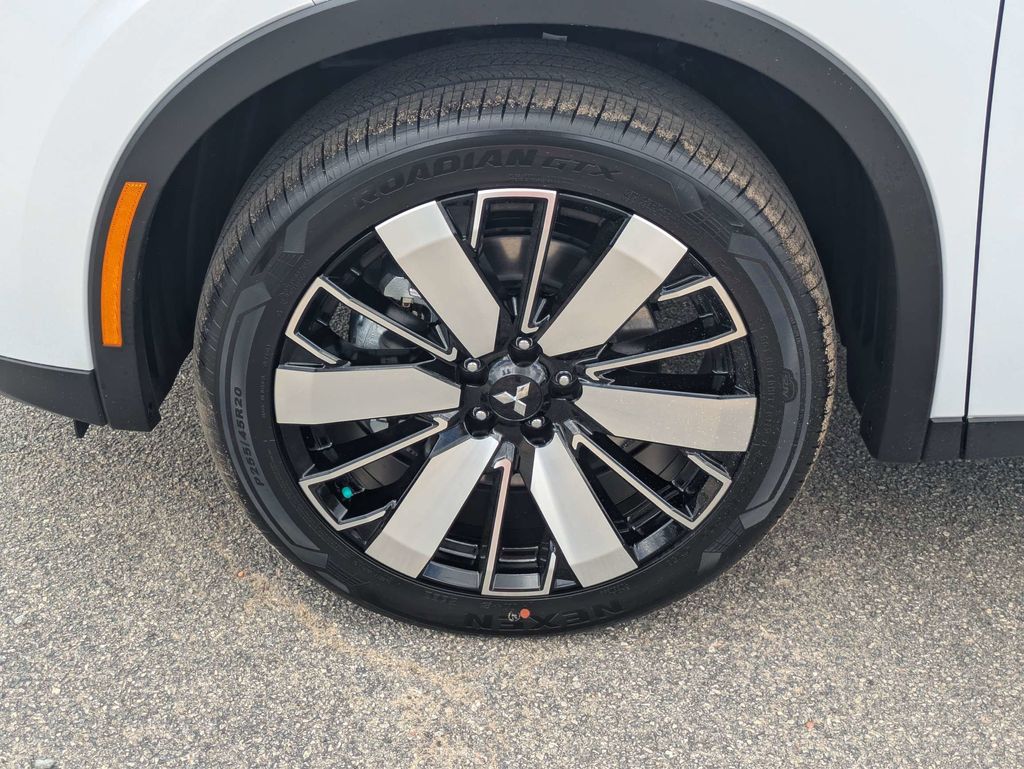 New White Diamond 2026 Mitsubishi Outlander SE for Sale in