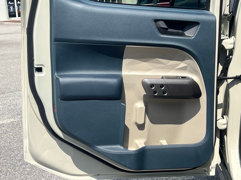 2025 Ford Maverick Lariat Beige at Walterboro Ford