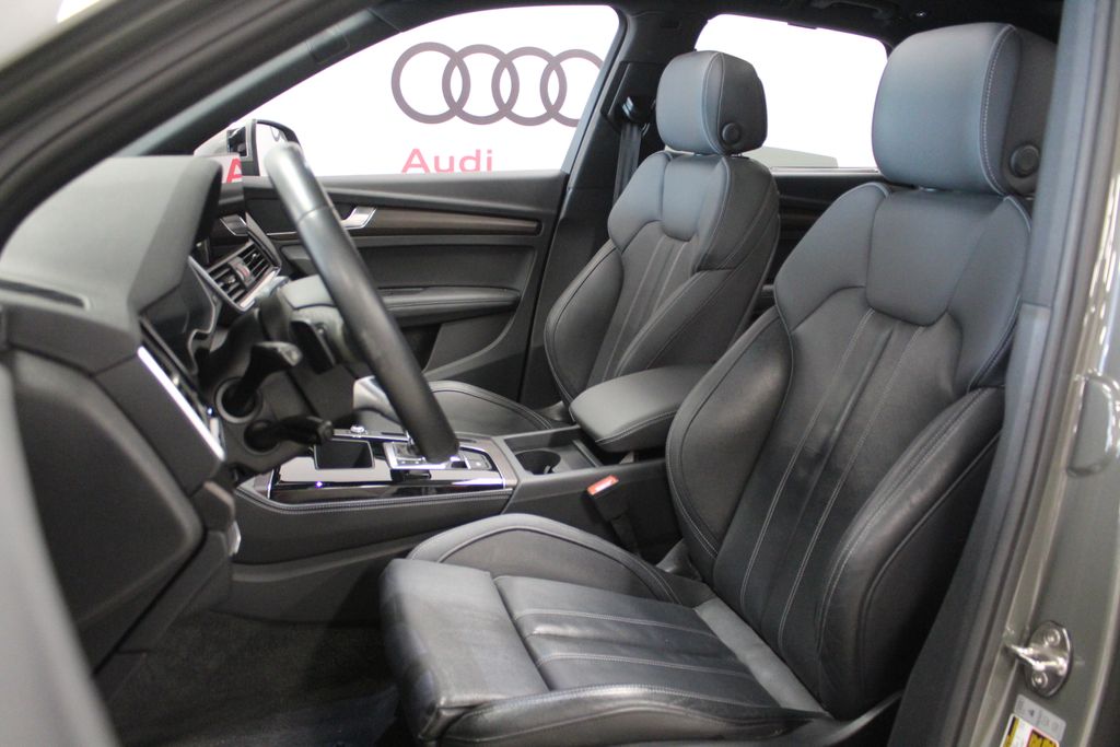 Thumbnail: 2023 Audi Q5 - 12