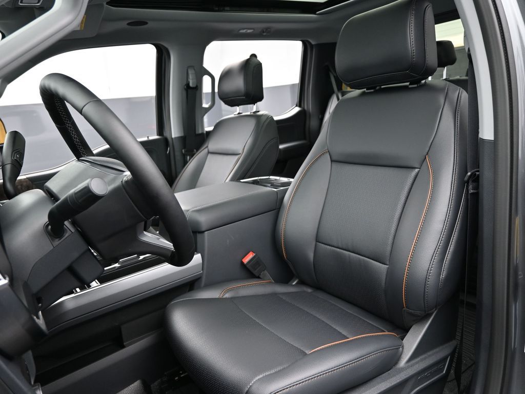 2026 Ford F-350 Super Duty Lariat