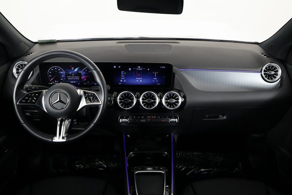 Thumbnail: 2025 Mercedes-Benz GLA - 8