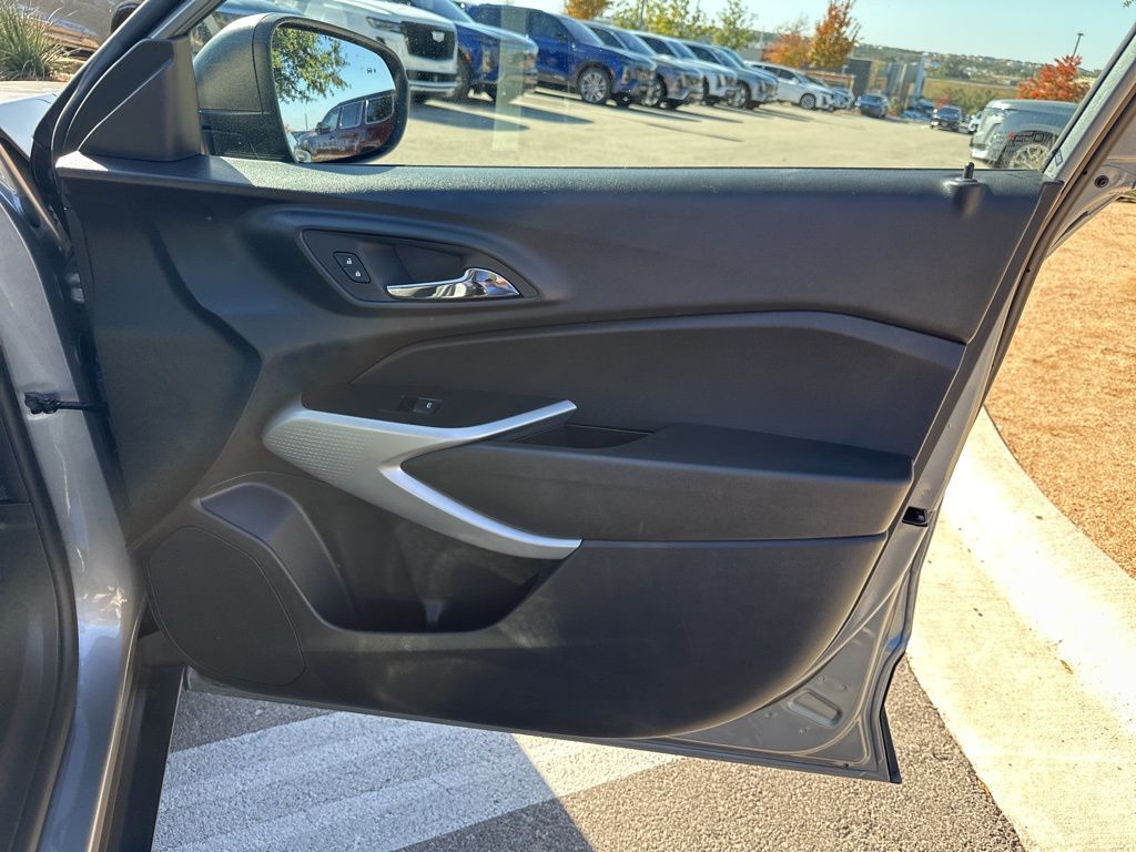 Used Car 2024 Chevrolet Trax  Ls For Sale Under $25,000 In Austin, Texas