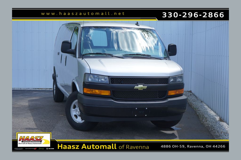 Silver Ice Metallic 2019 Chevrolet Express Cargo 2500 RWD Van Rear-Wheel Drive 8-Speed Automatic Overdrive
