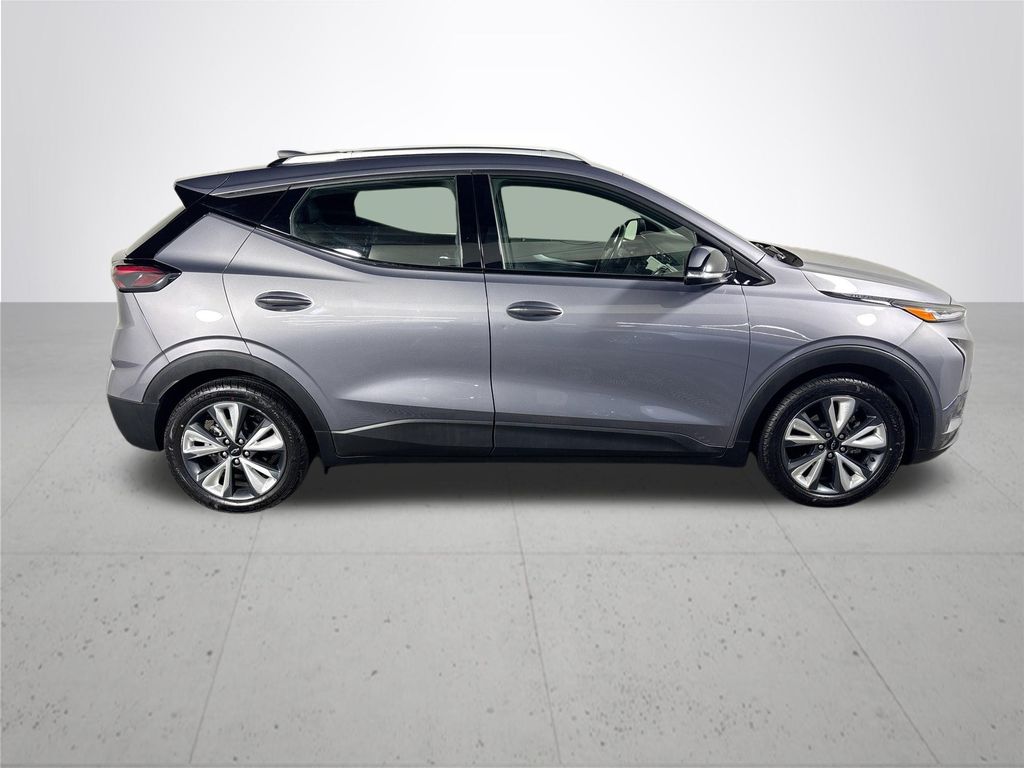 2022 Chevrolet Bolt EUV LT