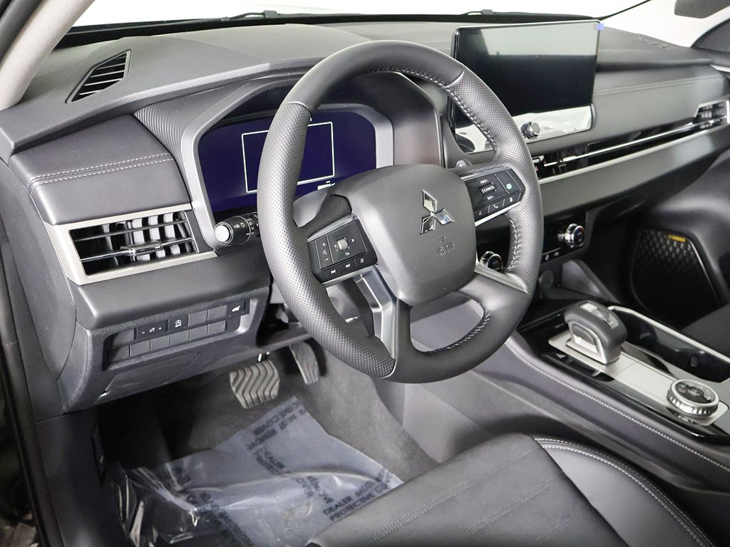New 2026 Black Mitsubishi SE image 28