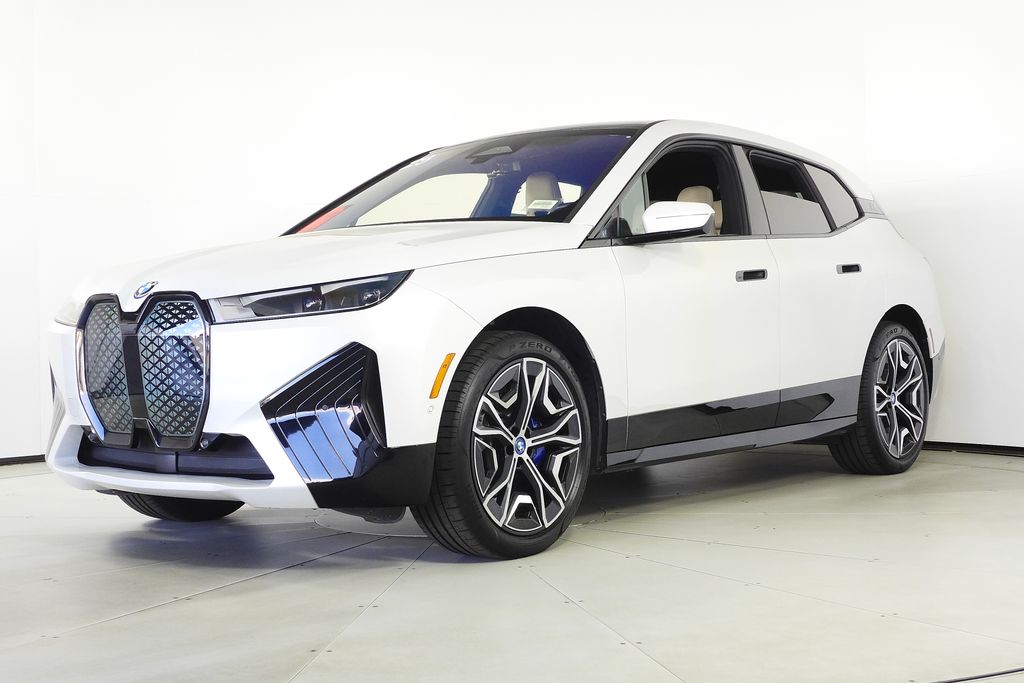 Thumbnail: 2023 BMW iX - 2