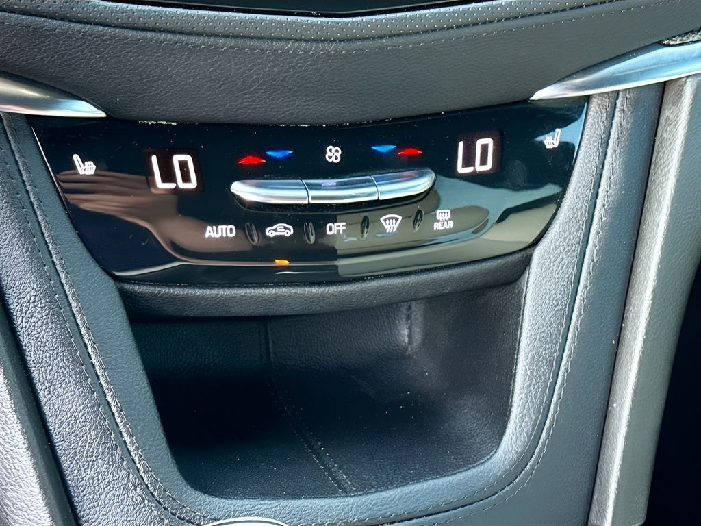 Used 2022 Red Cadillac Sport image 20